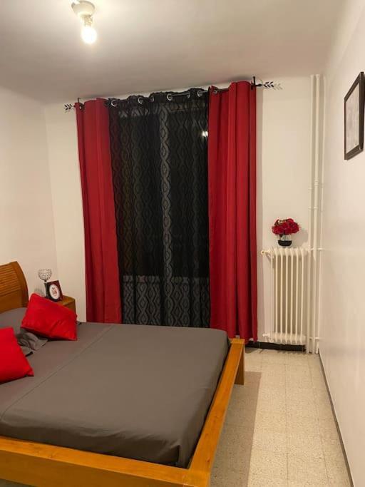 Appartement T4 A Deux Pas De La Gare St Charles Marseille Luaran gambar