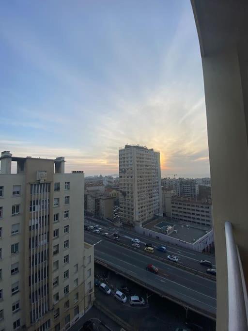 Appartement T4 A Deux Pas De La Gare St Charles Marseille Luaran gambar