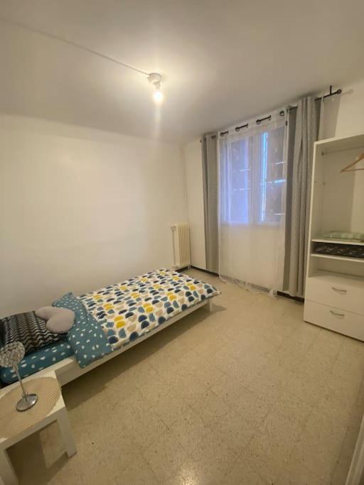 Appartement T4 A Deux Pas De La Gare St Charles Marseille Luaran gambar