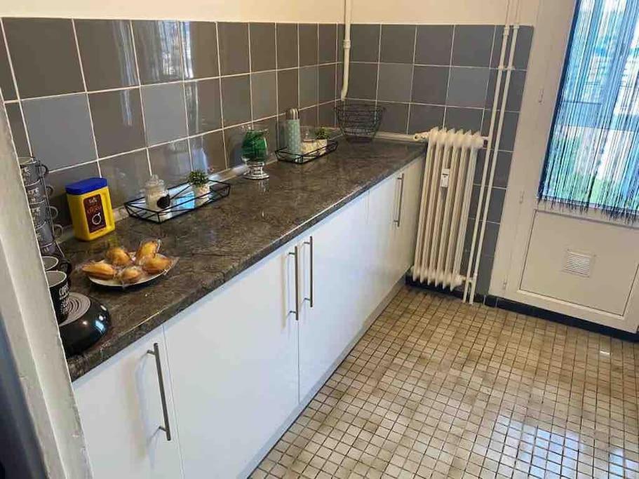 Appartement T4 A Deux Pas De La Gare St Charles Marseille Luaran gambar